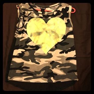 💚Camo Tank top with Neon Green heart💚